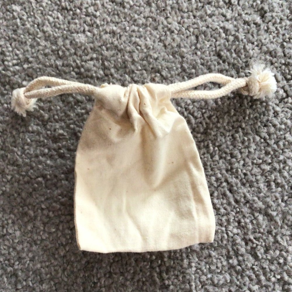 Small Cloth Drawstring Pouch